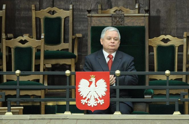 AI wybrała 5 najlepszych polityków w Polsce ostatnich 30 lat!