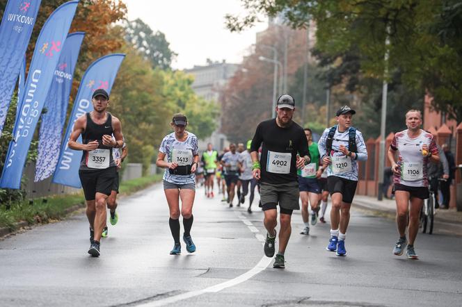 22. Poznań Maraton za nami. Tysiące biegaczy na ulicach Poznania 