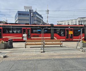 Tramwaje wróciły na Rynek w Katowicach. A to wciąż plac budowy