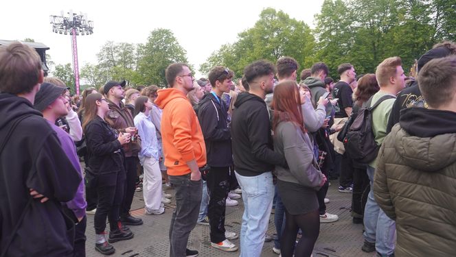 Kortowiada 2025. Koncerty na Plaży Kortowskiej przyciągnęły tłumy. Tak wyglądał drugi dzień imprezy!