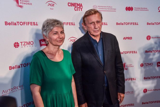 Gala Otwarcia 23. MFF BellaTOFIFEST. Legendy kina przyjechały do Torunia. Zdjęcia z imprezy