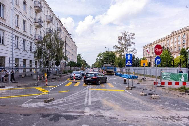 Budowa tramwaju na ul. Rakowieckiej w Warszawie