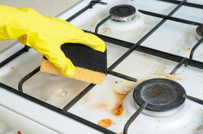 Jak wyczyścić brudną kuchenkę