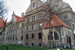 Ten dolnośląski zamek to prawdziwa perełka. Mało kto go zna, a wygląda naprawdę uroczo 