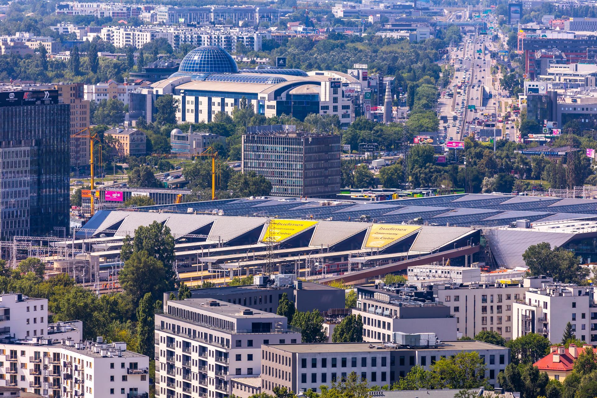 Panorama Warszawy, widok z The Bridge, czerwiec 2024