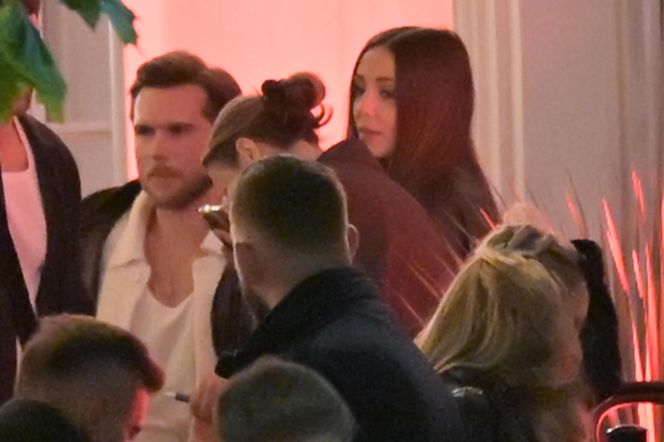 Niezła bibka Afryka Express. Obejrzeli razem odcinek, a potem poszli w tango. Iwan wyszedł ostatni