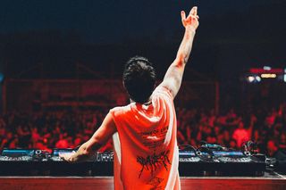 Fajer Festiwal 2025 w TAURON Parku Śląskim. Pierwszy dzień przyciągnął tłumy