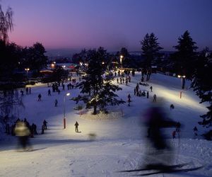 Ferie zimowe nie tylko w górach. Te kierunki także zachwycą zimowymi atrakcjami