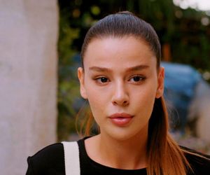 	Miłość i nadzieja odc. 262. Zeynep