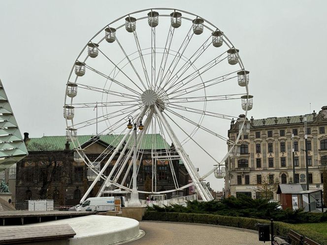 Betlejem Poznańskie 2024 - trwają przygotowania na placu Wolności