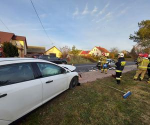 PILNE: Wypadek w Ambrożowie! Zderzyły się trzy auta, jedna osoba poszkodowana