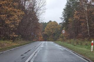 Wypadek w pobliżu Konotopu - wojskowa ciężarówka w rowie 