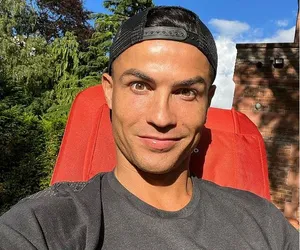 Cristiano Ronaldo został przyłapany na gorącym uczynku! Jedno zdjęcie rozpętało prawdziwą burzę, nie da się przejść obok tego obojętnie