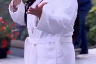 Iwona Węgrowska zagrała koncert w szlafroku