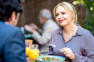 Przyjaciółki 22 sezon odc. 259. Anka (Magdalena Stużyńska), Miłosz (Bartosz Opania)