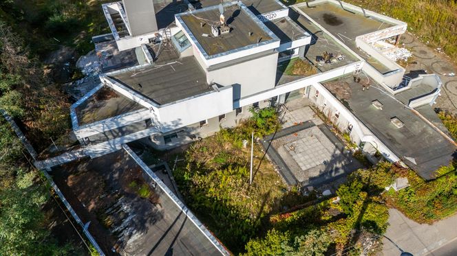 Opuszczona willa przy Ryżowej 72 w Warszawie