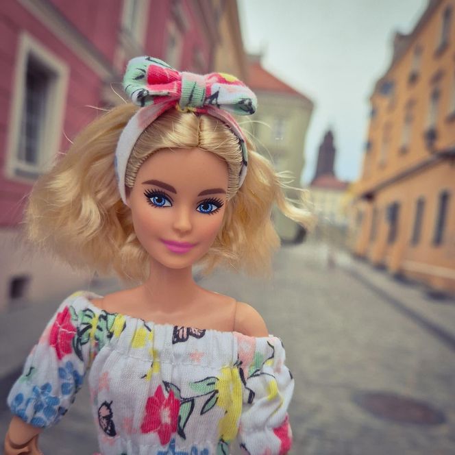 Śląsk oczami Barbie, czyli projekt mieszkanki Gliwic, która fotografuje lalki.