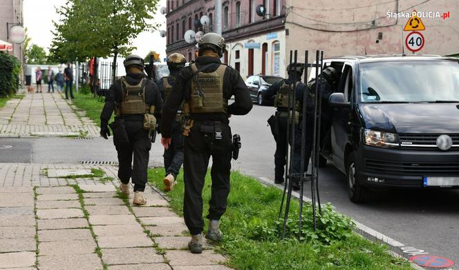 Zabójstwo 35-latka z Chorzowa. Policja zatrzymała 3 osoby [ZDJĘCIA, WIDEO]