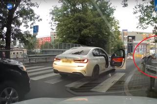 Kierowca BMW kontra pieszy. Bójka w centrum Bielska-Białej. O co poszło? Policja nie dostała zgłoszenia [WIDEO]