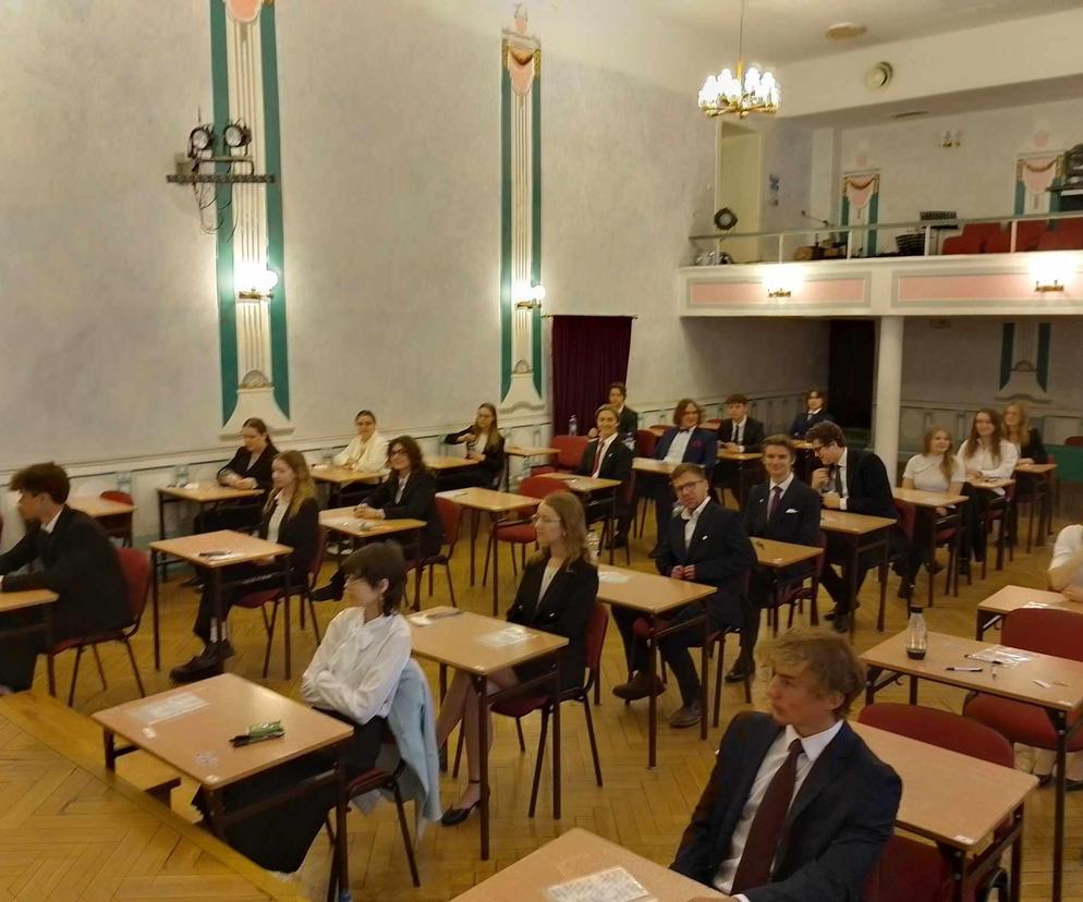 Uczniowie przed maturą. Jak wyglądały przygotowania w II LO w Poznaniu?