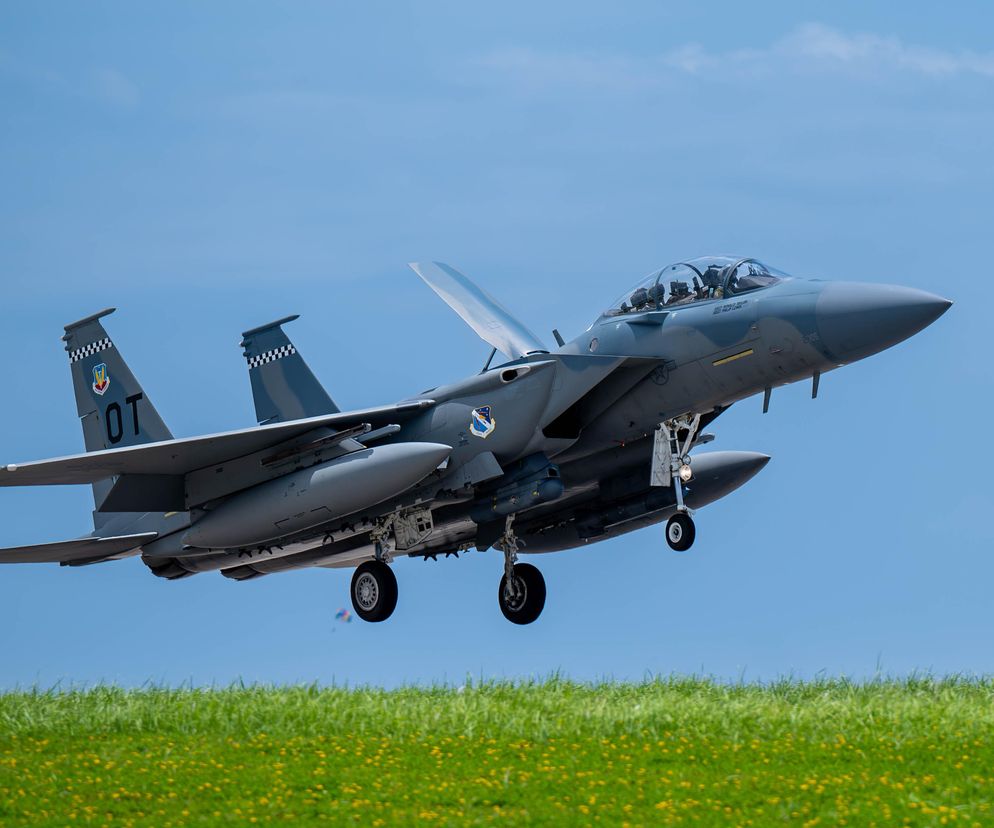 Nowy „Orzeł” wylądował w gnieździe. F-15EX Eagle II zawitały do bazy Kadena, to początek zmian