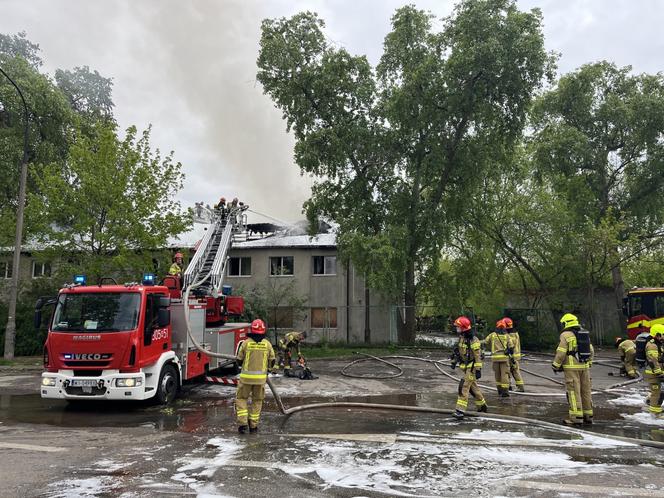 Pożar budynku przy ul. Podskarbińskiej