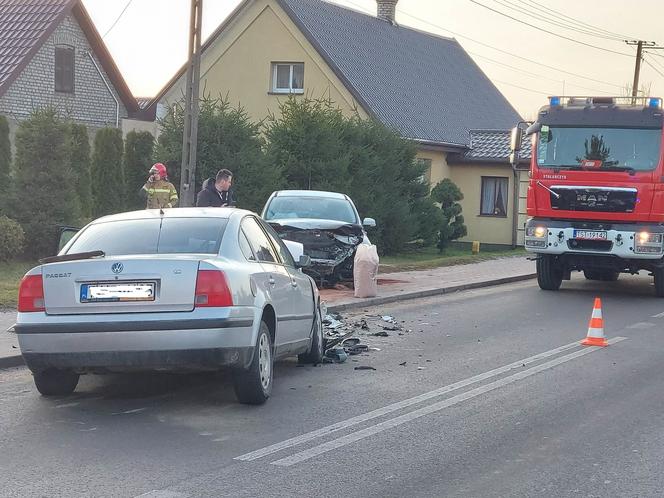 Wypadek w Ambrożowie! Zderzyły się trzy auta, ruch odbywa się wahadłowo