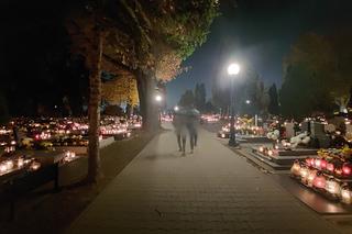 Wszystkich Świętych na cmentarzu w Katowicach Piotrowicach