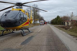 Groźne zdarzenie drogowe w miejscowości Modryniec. Na miejscu interweniował śmigłowiec
