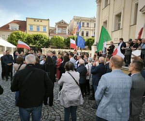 Wiec zwolenników Rafała Trzaskowskiego w Lesznie 