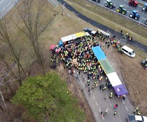 Protest rolników 20 lutego w okolicach Kraśnika. Tak blokują S19