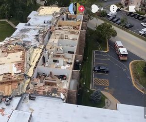 Wichura zerwała dach budynku pod Chicago