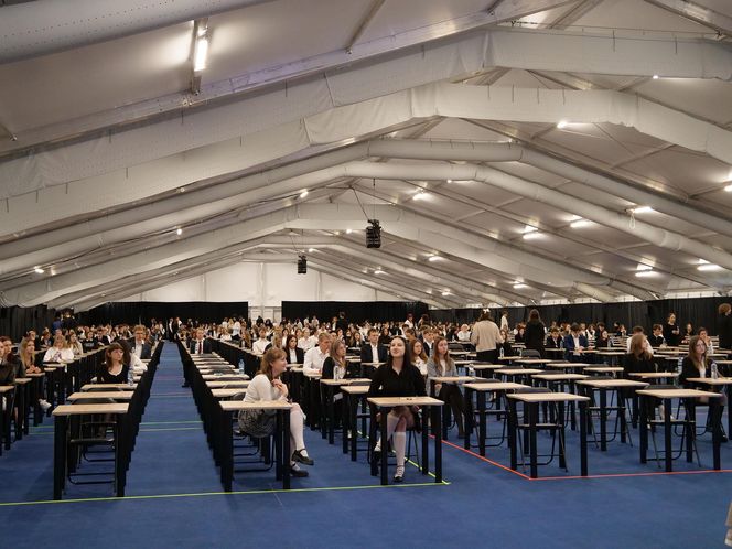 Najbardziej nietypowa matura w Polsce. Pięć tysięcy uczniów na stadionie