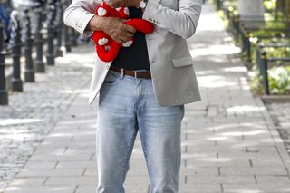 Idź na całość wraca na ekrany. Zygmunt Chajzer ponownie poprowadzi teleturniej. Zaskakujące, kto wystąpi u jego boku 