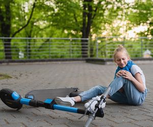 Złamania żuchwy i urazy mózgu u dzieci. To skutek jazdy na hulajnogach elektrycznych