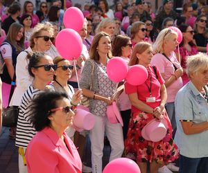 W centrum Lublina królował róż! Przez miasto przeszedł Marsz Różowej Wstążki