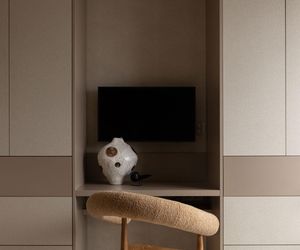 Mieszkanie w tonacji taupe - projekt Tatewik Caturowa 