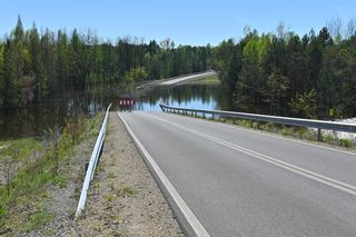 Obwodnica Bolesławia - najpierw zapadliska, teraz jezioro