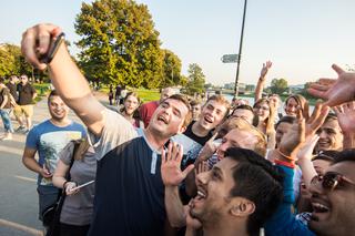 Zjechał już ze swoim tańcem kawał świata. Ostatnio zawitał do Krakowa! Where The Heck is Matt? [ZDJĘCIA, WIDEO]