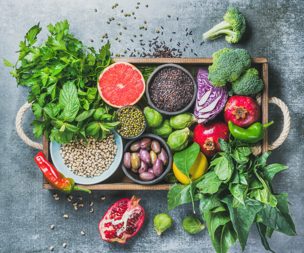 Antyoksydantów w diecie dostarczą owoce i warzywa, herbata, kakao i czerwone wino.