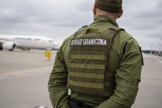 Cztery osoby zatrzymane na lotnisku w Pyrzowicach. Zamiast na pokład samolotu, trafili do aresztu