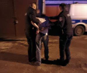 Zasztyletował sanitariusza, odpowie za usiłowanie zabójstwa drugiego medyka