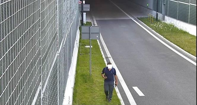 Jak zachowują się piesi na Drogowej Trasie Średnicowej?