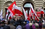 Protest w Krakowie w obronie mediów publicznych. Szokujące okrzyki wzywające do agesji i przemocy 