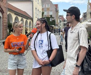 Tłumy przyjezdnych i uśmiechy na twarzach. Wakacyjny patrol Eska Summer City na olsztyńskiej Starówce