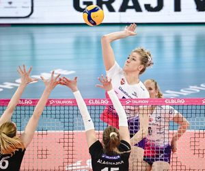 Agnieszka Korneluk poza parkietem