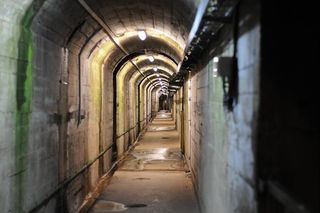 Wnętrze zapory Solina