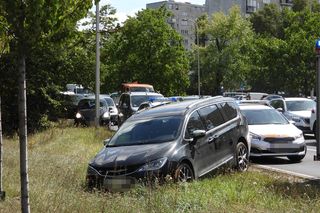 Kierowca Toyoty wjechał w pieszych na Bielanach. Cztery osoby trafiły do szpitala