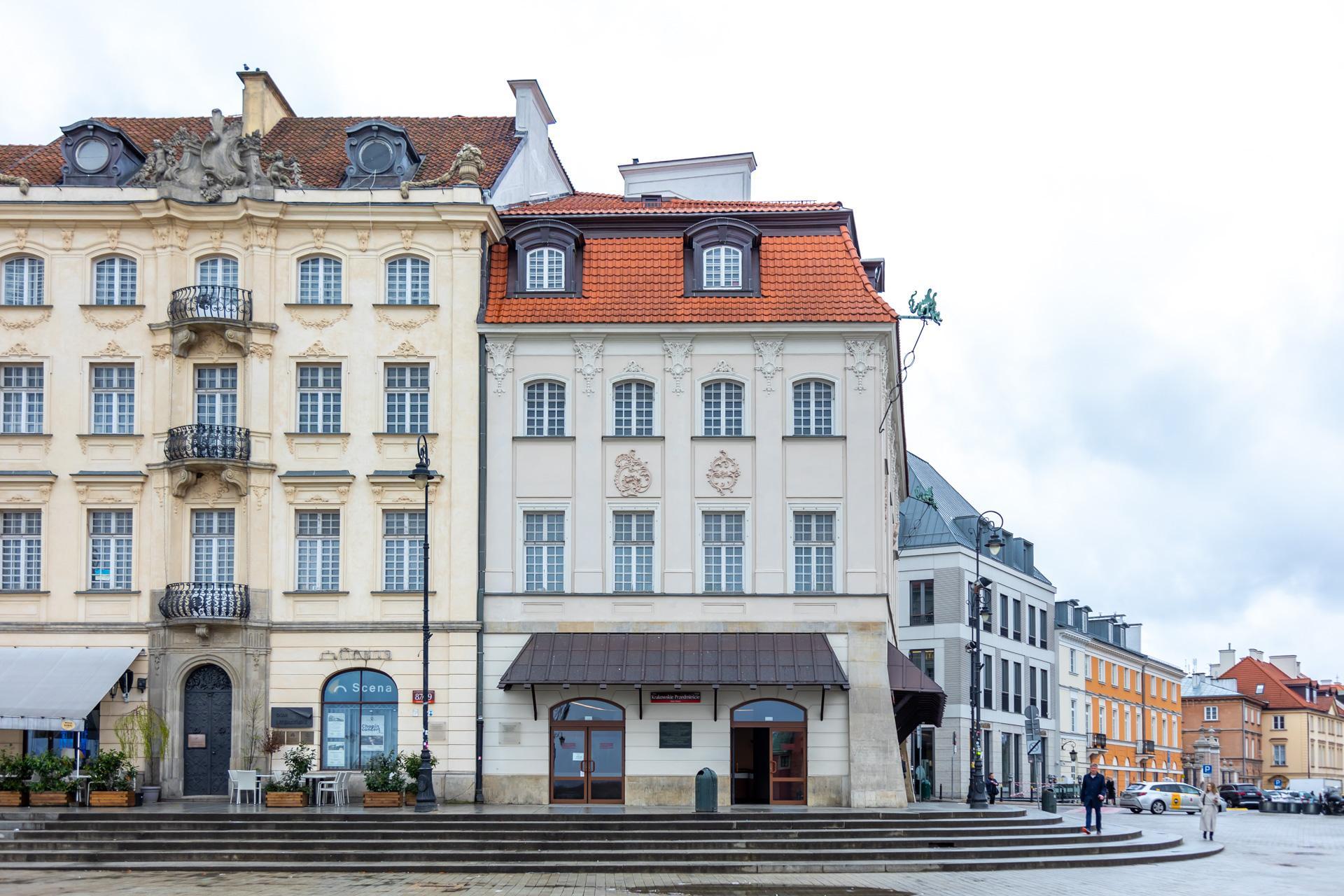 Ruchome schody Trasy W-Z i radziecka tablica sterująca - zobacz zdjęcia wyjątkowego miejsca