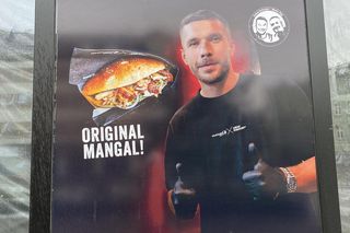 Lukas Podolski otwiera kebab w Zabrzu 